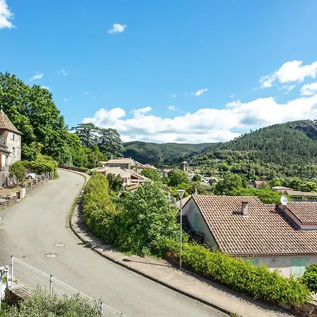 L'enclos Saint-Etienne-Vallee-Francaise